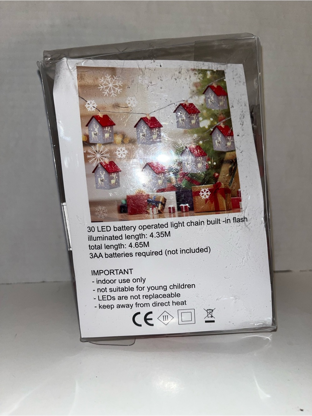 30 LED Battery Operated Light Chain Built In Flash Houses with Reindeer Cutouts
